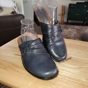Earth Origins Addison Dark Blue Leather‎ Clogs Womens Mules Slides Size 7M